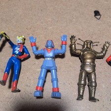 Giocattolo di latta gigante