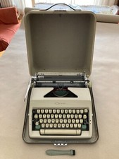 Macchina da scrivere Olympia SM9 - rarissima tastiera greca