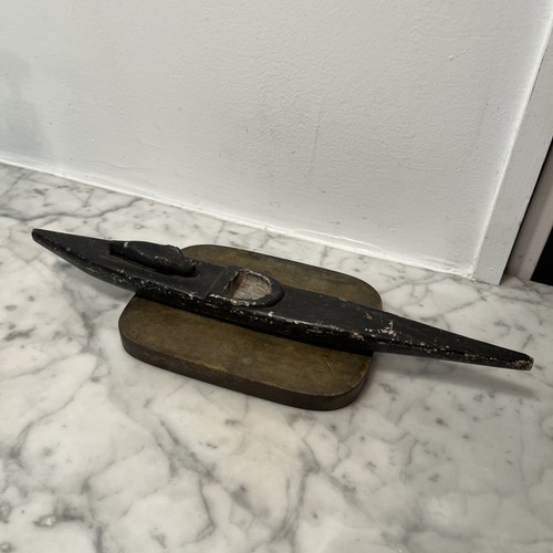 Vintage inuit boat seal hunt - vintage,