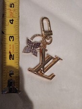 Louis Vuitton Porte LV