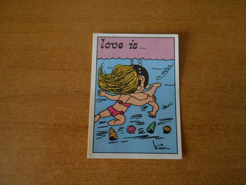 Figurina love l - love, is...
