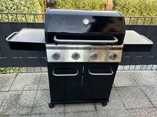 Barbecue a gas con 4 bruciatori