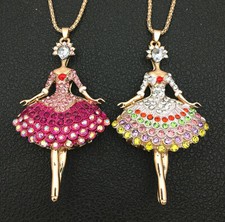 Collana lunga con ciondolo