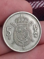 Spain 1975 ptas 807 star - km#,