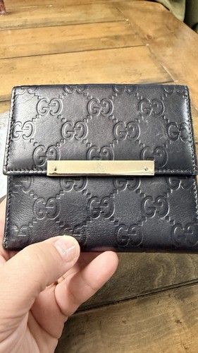 Gucci black monogram - gg, logo
