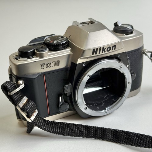 Riparazione nikon fm10 - nikon,