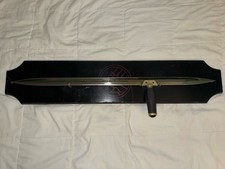 United Cutlery Hellboy Karl