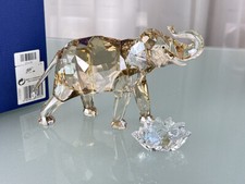 Statua Swarovski 1137207 Cinta Elefante 16,5 cm. Con certificato originale. O...