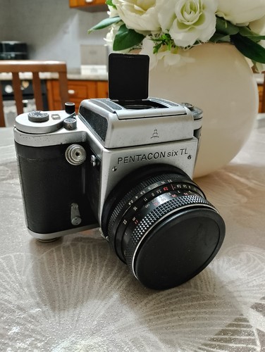 Fotocamera pentacon six - fotocamera,