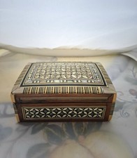 ​Scatola Intarsiata in legno