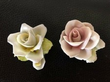 Due pezzi porcellana di