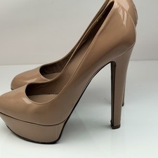 Décolleté con plateau Sergio