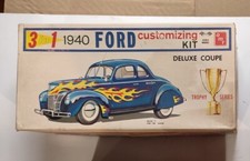 AMT - FORD 1940 Delux Coupe 3