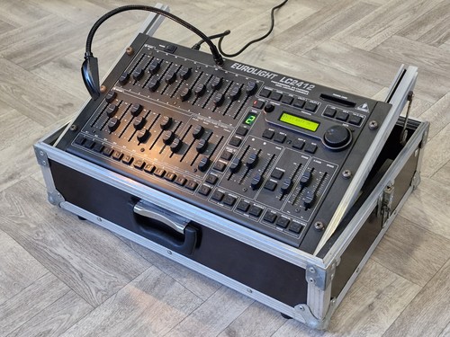 Behringer eurolight lc2412 - eurolight,