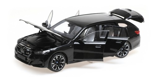 Minichamps bmw i5 m60 - 1:18,