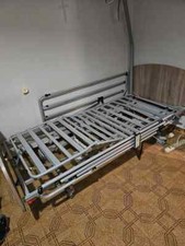 Letto da degenza elettrico in legno a 4 sezioni e 3 motori Vermeiren ILLICO