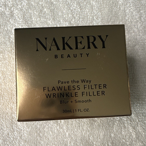 Nakery beauty pave the - pave,