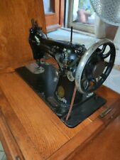 Macchina da cucire antica singer