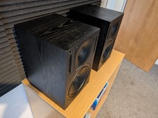 1 paio Genelec 1031