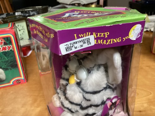 Peluche tiger furby 800 - furby, 70-800