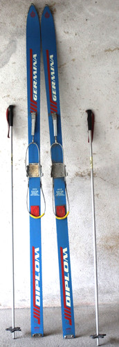 Vecchi sci legno germina - in,