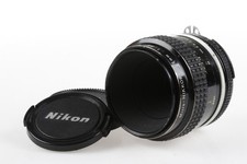Nikon MF 55 mm f/3,5 Micro AI