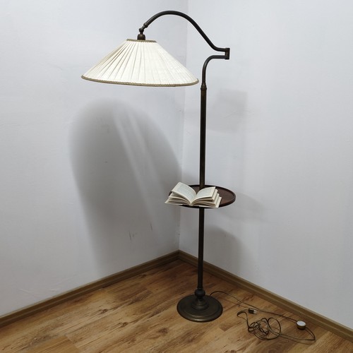 Piantana vintage con - con, tavolino
