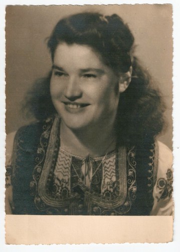 Costume nazionale serbo foto