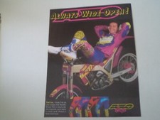 advertising Pubblicità 1992 STIVALI AXO CAFE e MOTO BETA ZERO TRIAL