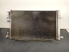 427460812 condensatore