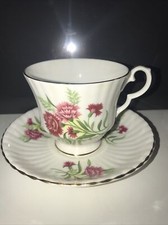 Tazza da tè e piattino