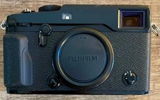 Fujifilm X-Pro2 - Shutter Count 3.885(?) - Used but Good Condition #479