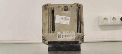 0281011903 centralina motore