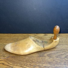 calzolaio forma scarpa barella