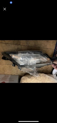 Faro anteriore lancia y - faro,