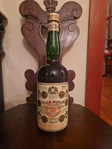 Bottiglia liquore - di,