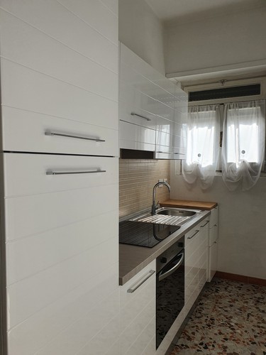 Cucina bianco laccato - , di
