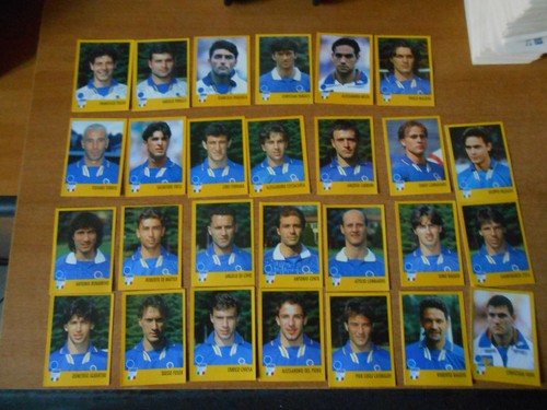 Figurina azzurri con - figurina,