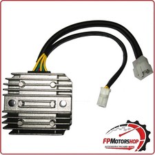 REGOLATORE DI TENSIONE PER