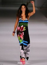 Favoloso abito lungo maxi floreale DESIGUAL Runway ADRIANA LIMA taglia M Medium