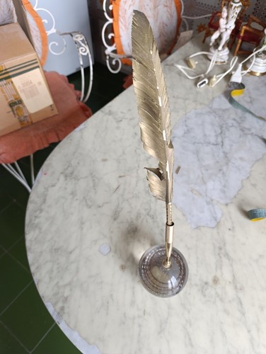 Penna sfera con - con, portapenne
