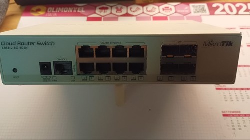 Mikrotik crs112 - crs112-8g-4s-in,