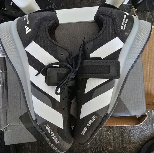 Nuove scarpe sollevamento - nuove,