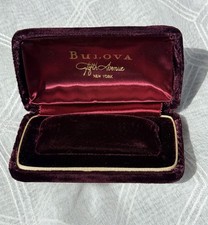 Vintage BULOVA Fifth Avenue NY