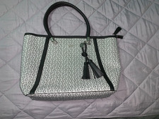 Guess Women's Large Girlfriend