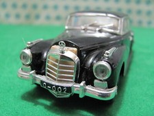   MERCEDES-BENZ  300 W  189  (Adenauer)            -  1/43  Rio  n° 90