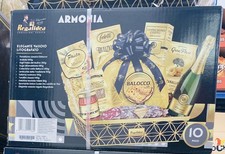 Pacco Natale Regalo 10 Pezzi Cesto Natalizio con Vassoio Balocco Salato Dolce