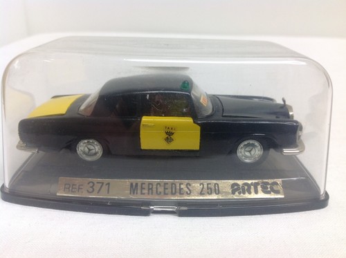 Mercedes 250 coupé taxi - mercedes,