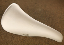 Sella sella corsa strada