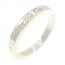 Autentico anello stretto